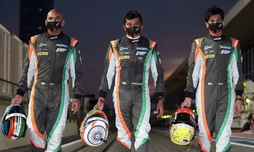 Indian team at Le Mans (Source- Twitter/AutocarIndia)