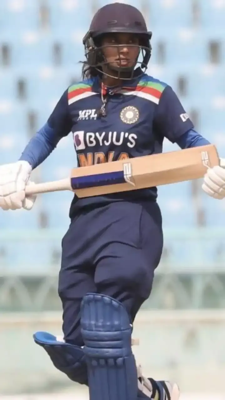 Mithali Raj completes 20,000 international career runs