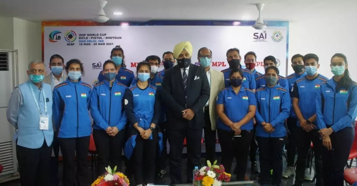 NRAI President Raninder Singh with the Indian shooters
