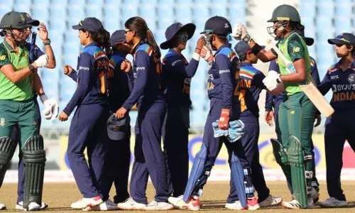 India Women defeat South Africa Women by nine wickets in the final T20 match. [Source: India.com]