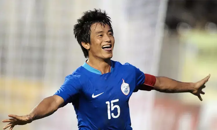 Effigy of football icon Bhaichung Bhutia burnt in Sikkim — Know why? Effigy of football icon Bhaichung Bhutia burnt in Sikkim — Know why?