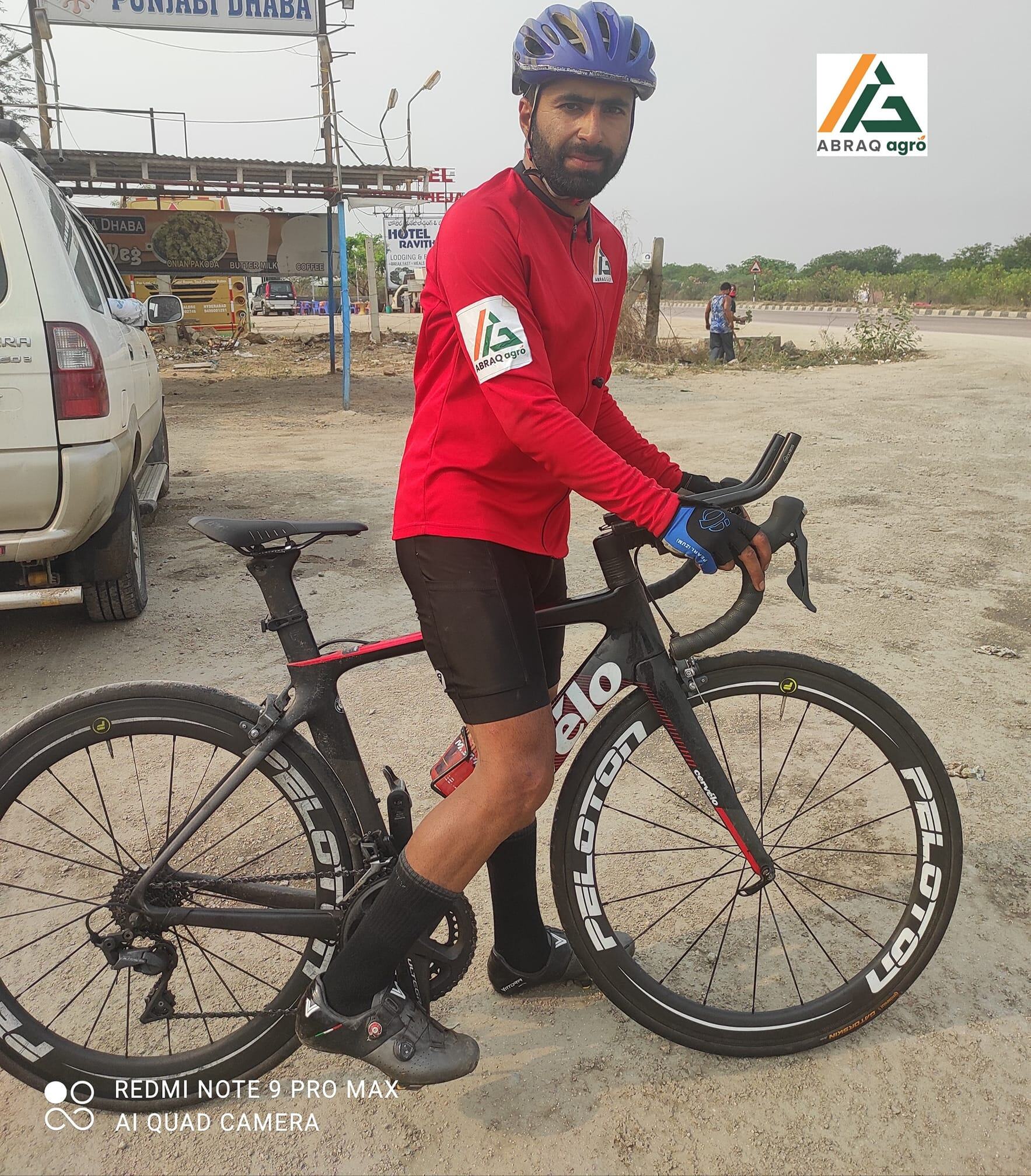 Feud Spectacular Addicted 8 days - Indian sets Guiness record cycling Kashmir to Kanyakumari