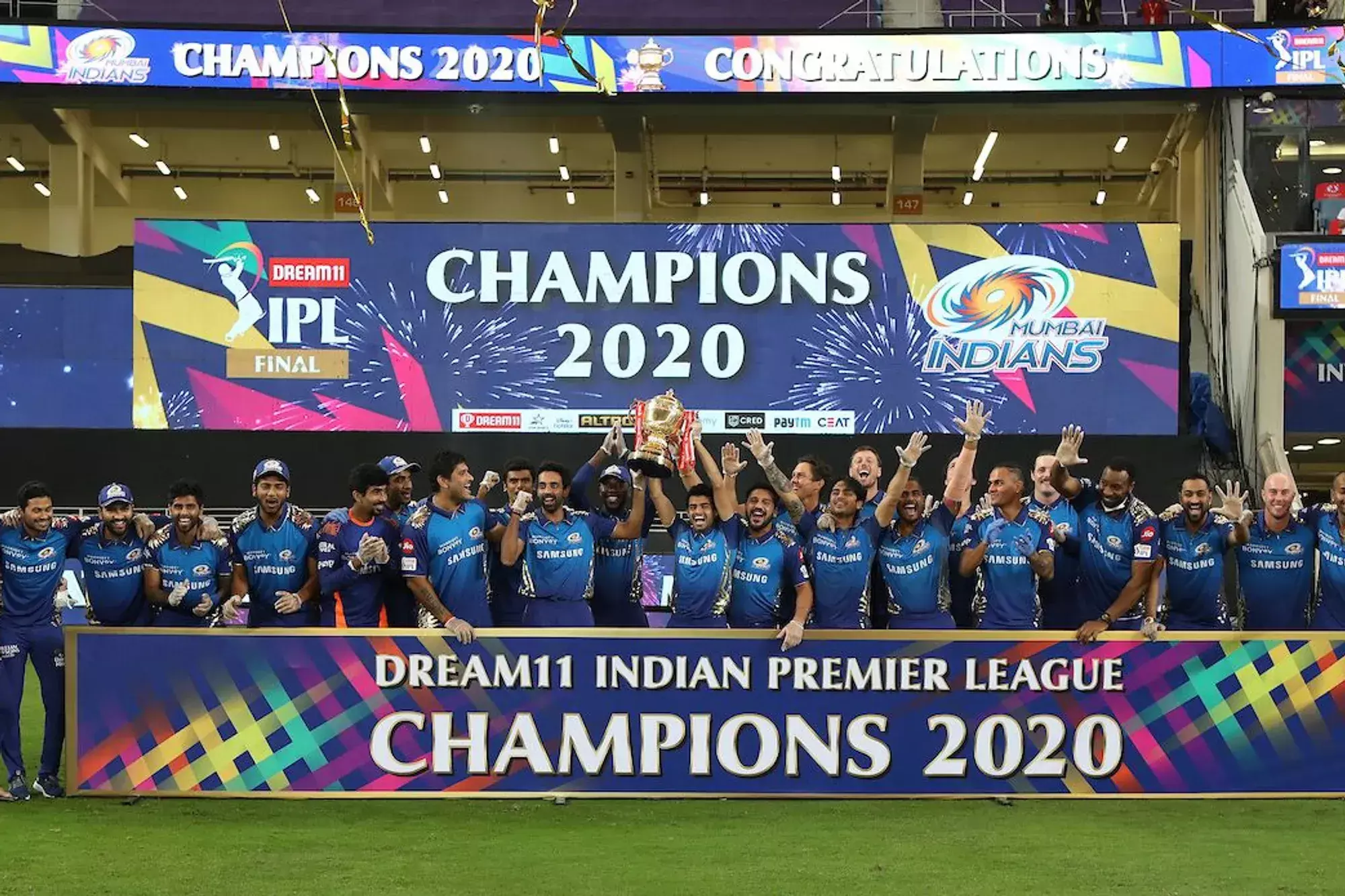 Mumbai Indians with the IPL 2020 Trophy. [Source: IPL]