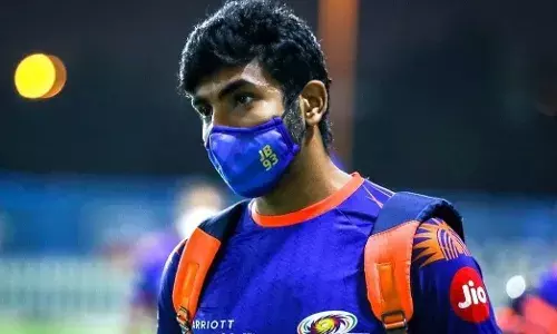 Jasprit Bumrah has resumed physical training ahead of IPL 2021. [Source: FPJ]