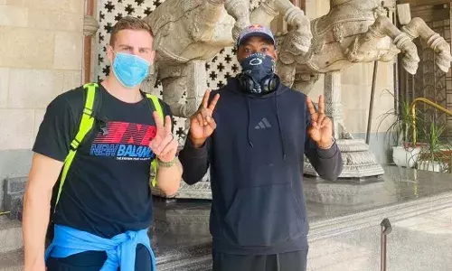 Kagiso Rabada and Anrich Nortje have arrived in Mumbai. [Source: Delhi Capitals]