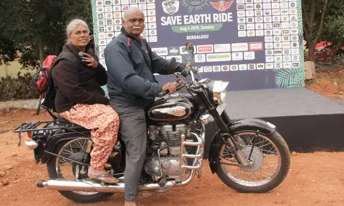 71-year-old Omprakash Siddananjappa and his 65-year-old wife Savitri Omprakash