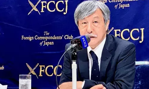 Dr. Naoto Ueyama Dr. Naoto Ueyama