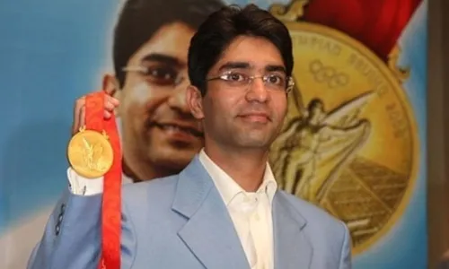 How much will Indian athletes earn from winning an Olympic medal in Tokyo?