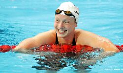 Defending champion Ledecky wins Heat 2