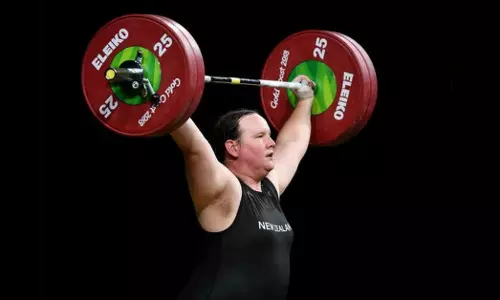 Transgender weightlifter Laurel Hubbard thanks IOC