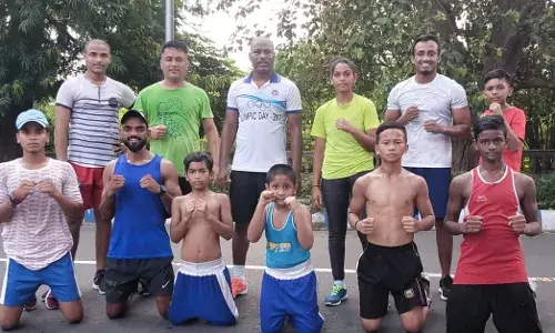 Sanjay Prasad along with the students of Balaji Boxing Academy in Kolkata (Source: Balaji Boxing Academy/Facebook)
