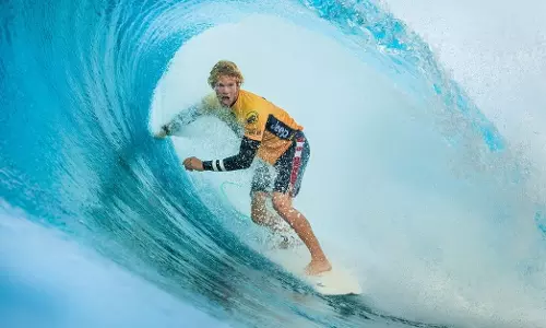 ​John Florence surfing