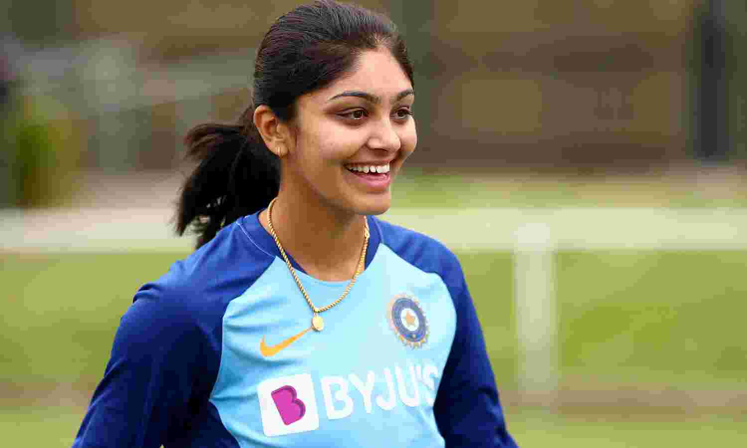 VIDEO: Watch India's Harleen Deol take one of the most stunning catches in  cricket history