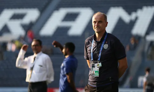 ISL: Chennaiyn FC unveil Bozidar Bandovic as their new head coach ISL: Chennaiyn FC unveil Bozidar Bandovic as their new head coach