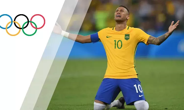 Neymar celebrating after winning the gold medal in Rio