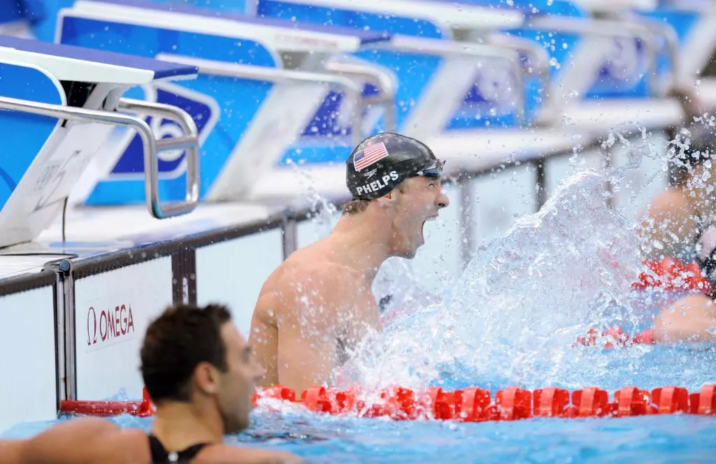 Phelps celebrating another Gold(source- swimming world)