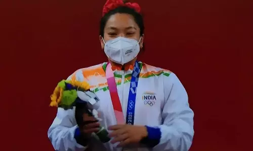 Mirabai Chanu wins silver medal at Tokyo Olympics (Source: getty images)