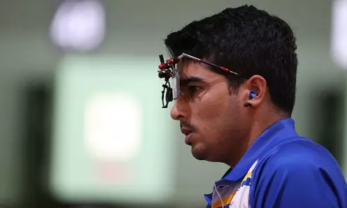 No way home for stoic Saurabh Chaudhary