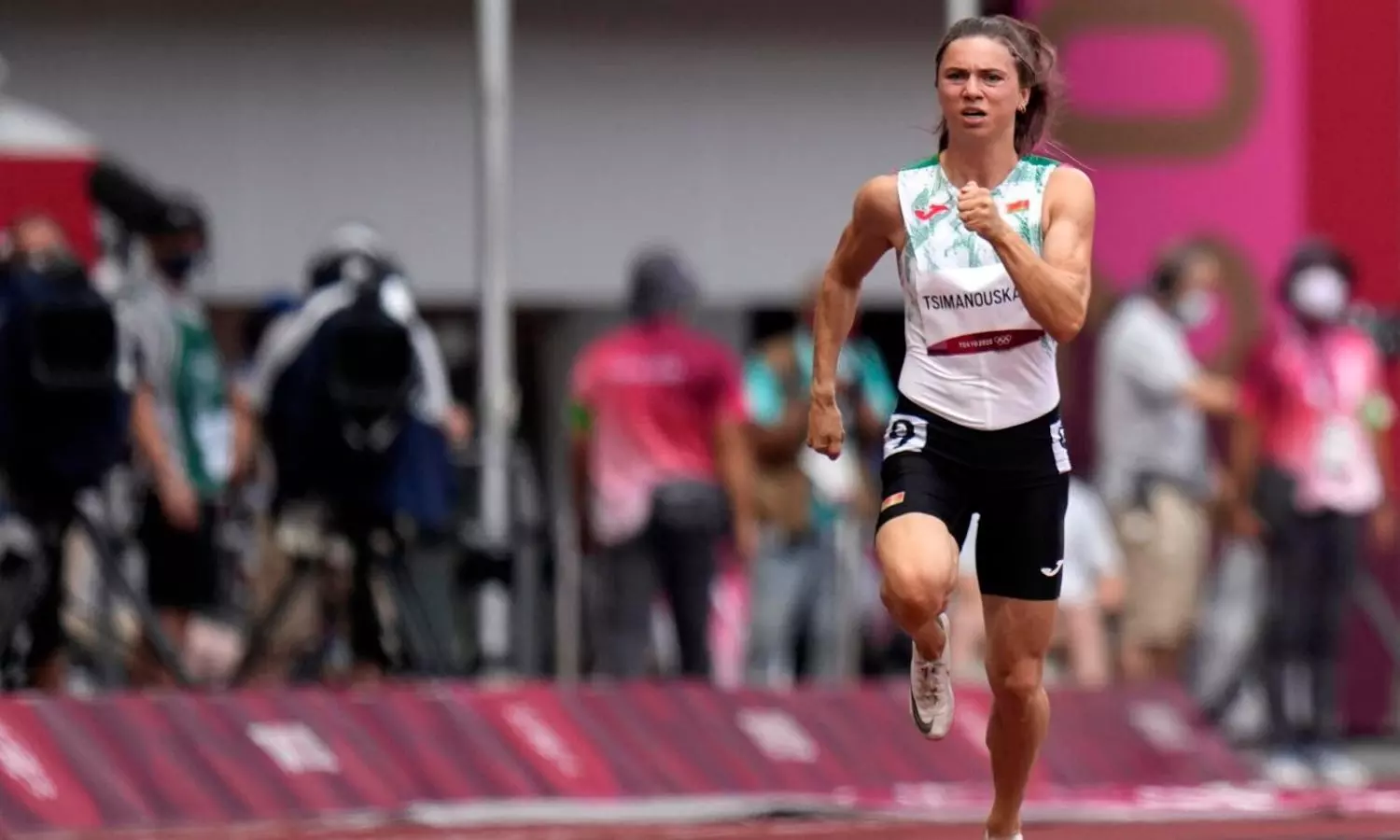 Belarus runner alleges Olympic team tried to send her home