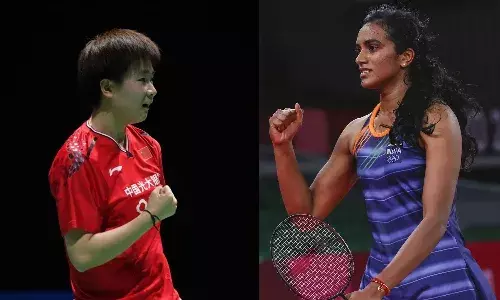 He Bingjiao and PV Sindhu (Source: Getty images)