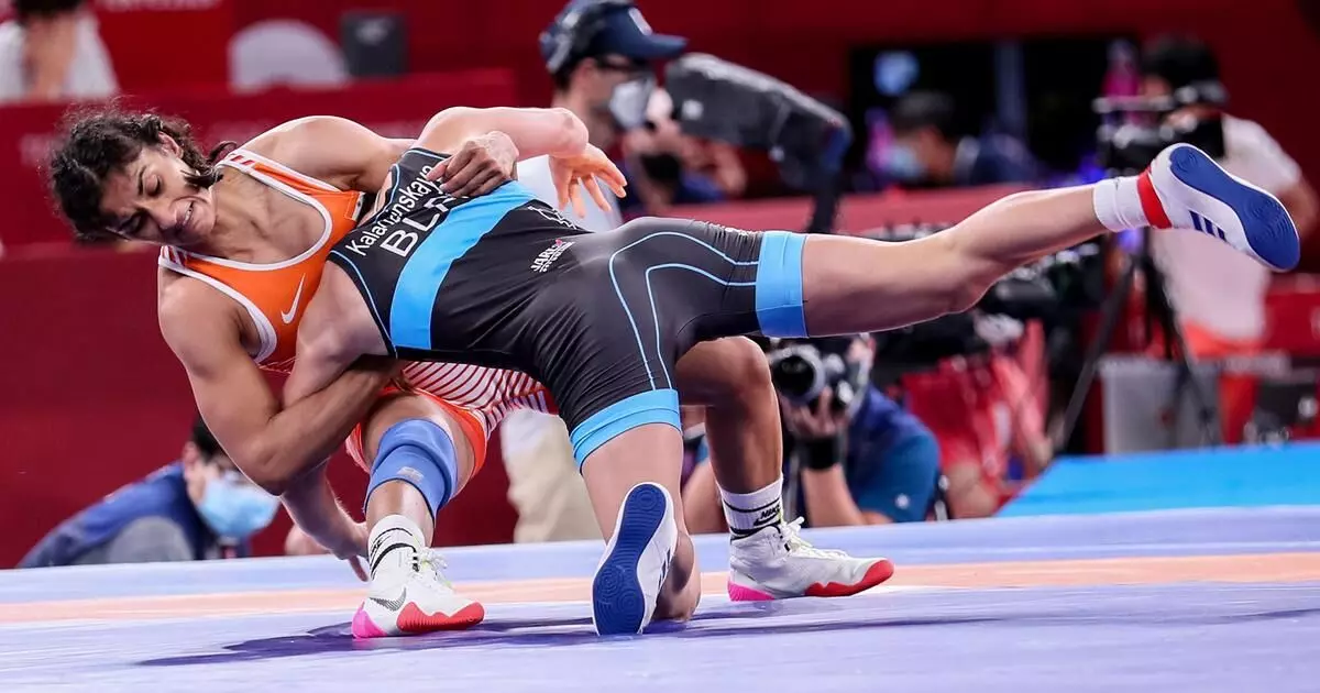 Vinesh Phogat in action at the Tokyo Olympics (Source: United World Wrestling)