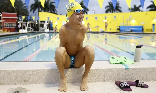 Para Swimmer Abbas Karimi