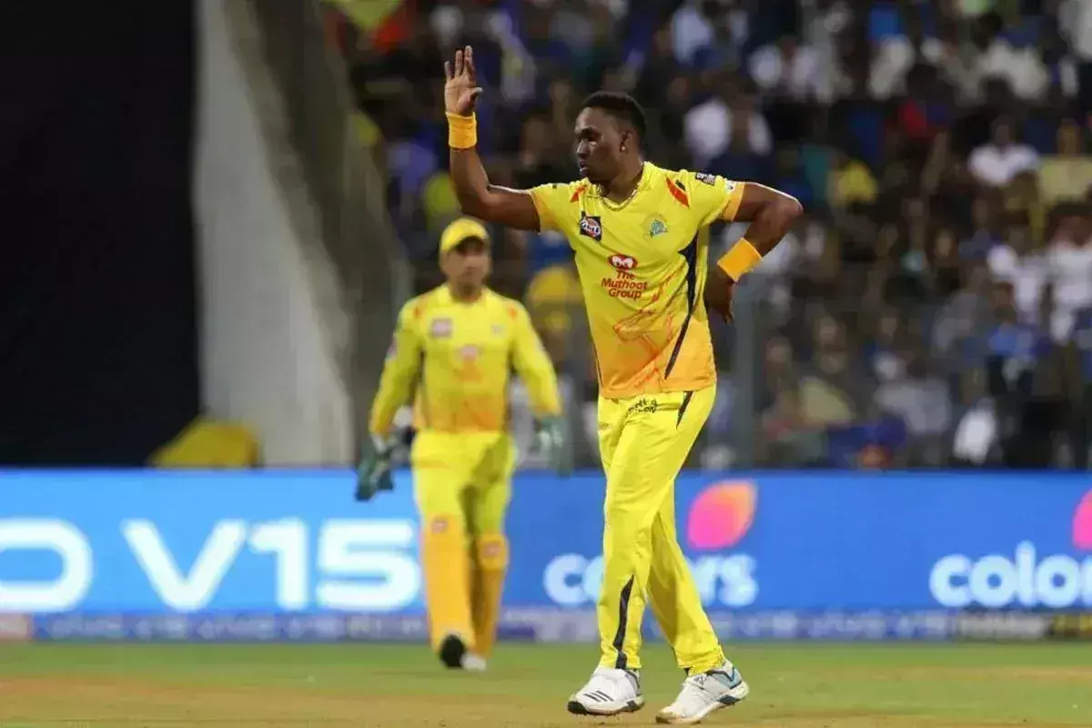 IPL 2021: Bravo! Dwaynes magic with the ball helps restrict RCB to a lower total