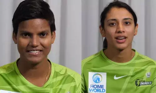 Smriti Mandhana, Deepti Sharma sign with Sydney Thunder for WBBL