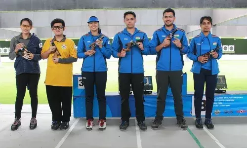 Indian Pistol Mixed Team Gold and Bronze medal winners (Source: SAI/Twitter)