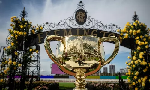 Vaccinations progress likely to see 11,500 crowd for Melbourne Cup