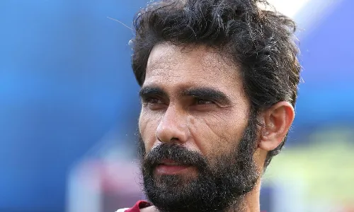 ISL: Will the ISL 2021-22 season be the real test for NorthEast United FC coach Khalid Jamil? ISL: Will the ISL 2021-22 season be the real test for NorthEast United FC coach Khalid Jamil?