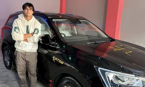 Neeraj Chopra with his new car (Source- Neeraj Chopra/Twitter)