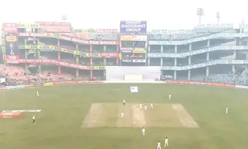 A cricket match being played amidst air pollution in Delhis Arun Jaitley Stadium (Source: HT)