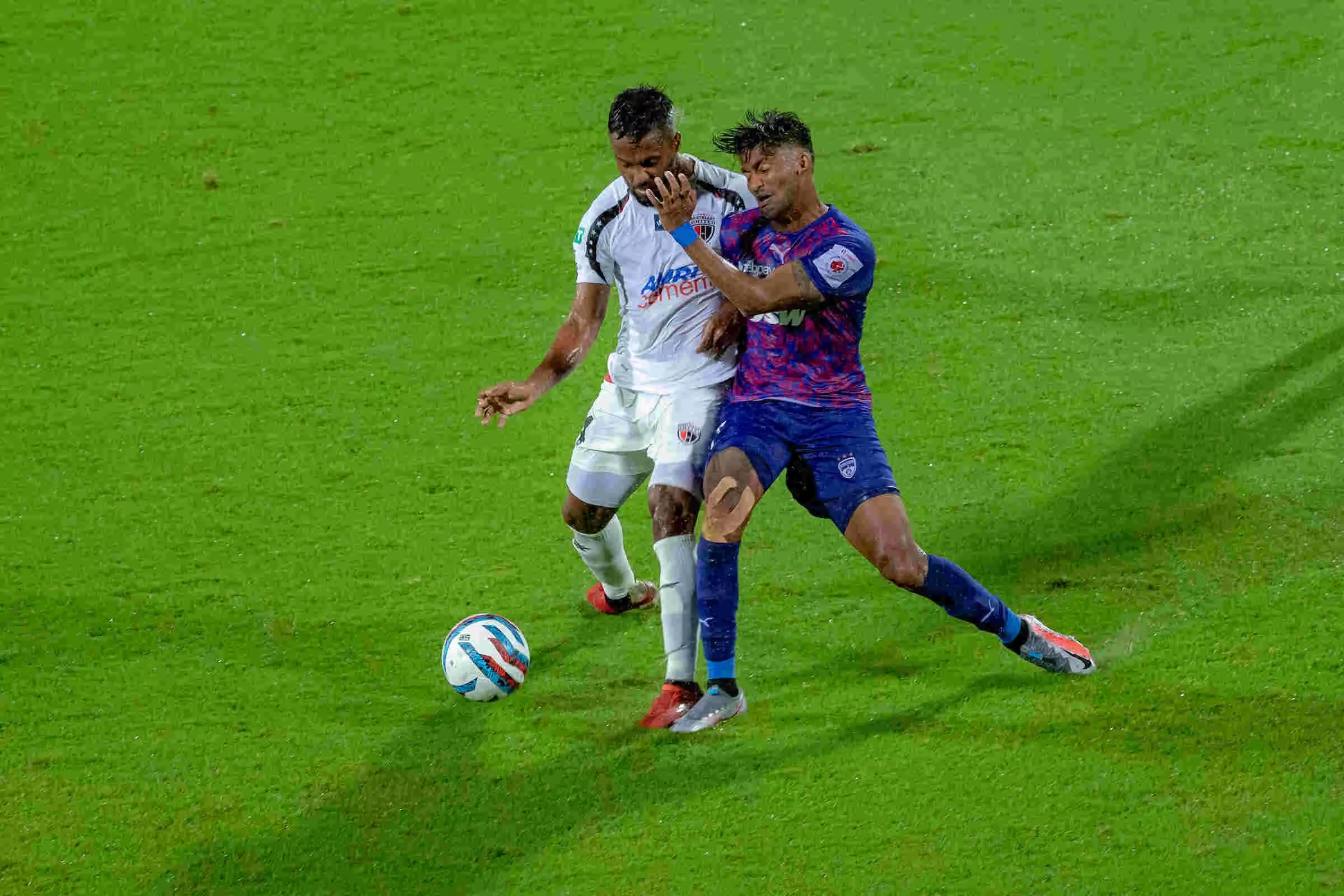 Jayesh Rane in action against North East; (Image via ISL)