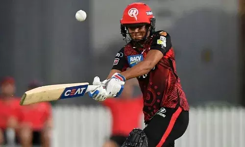 Indian star all-rounder Harmanpreet Kaur in action in the WBBL (Source: Melbourne Renegades WBBL/Twitter)