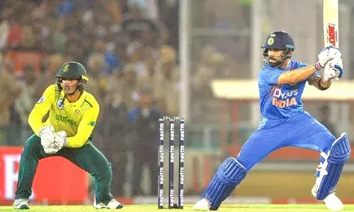 Indian batter Virat Kohli in action against South African during the second T20 International at the PCA Stadium (Source: GeoTv)