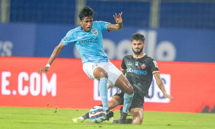 ISL: Mumbai City FC all set to miss Vignesh for more than a month ISL: Mumbai City FC all set to miss Vignesh for more than a month