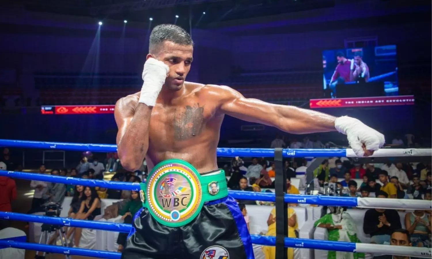 Sabari J becomes the first Boxing India champion