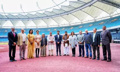 Sports Minister Anurag Thakur with international MOC members
