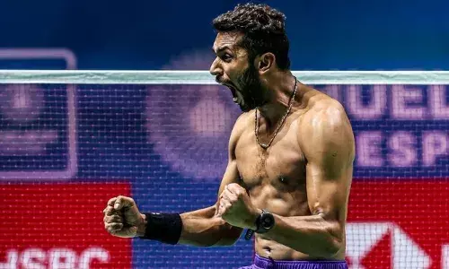 WATCH: HS Prannoy rips off his jersey after reaching quarterfinal of BWF World Championships