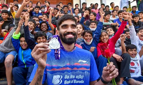 The one where Kidambi Srikanth adjusted a practice session to watch Baahubali The one where Kidambi Srikanth adjusted a practice session to watch Baahubali