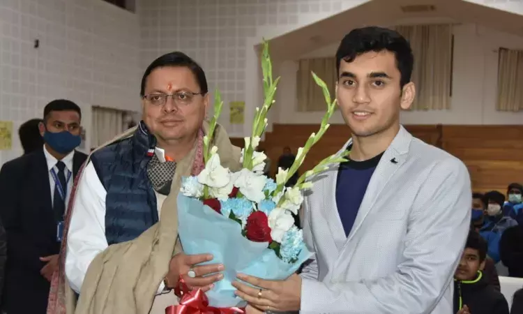 Uttarakhand CM honours shuttler Lakshya Sen Uttarakhand CM honours shuttler Lakshya Sen