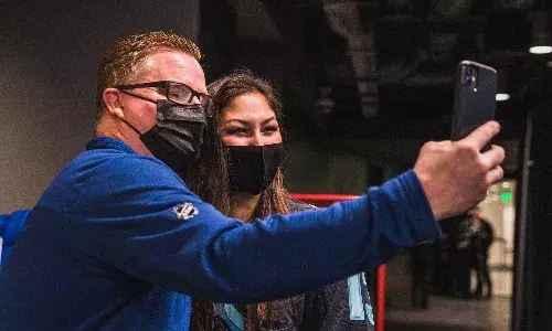 Fan identifies ice-hockey team members cancerous mole from stands, saves life