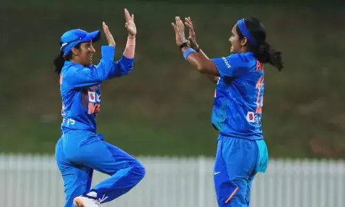 Indian womens cricketers Jemimah Rodrigues and Shikha Pandey (Source: Womenscriczone)