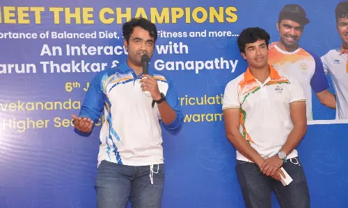 KC Ganapathy and Varun Thakkar Sailing KC Ganapathy and Varun Thakkar Sailing