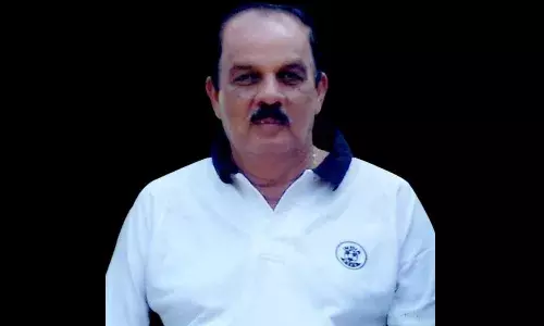 MG Suvarna Football Refree MG Suvarna Football Refree