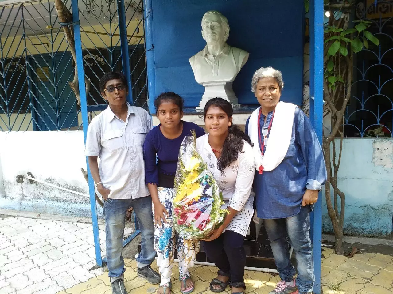 Shanti Mullick with her family (Source: Shanti AIch Mullick football academy/Facebook)