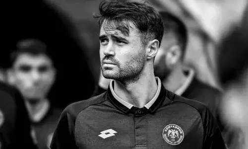 Former Turkey defender Ahmet Yilmaz Calik dies in a horror car crash
