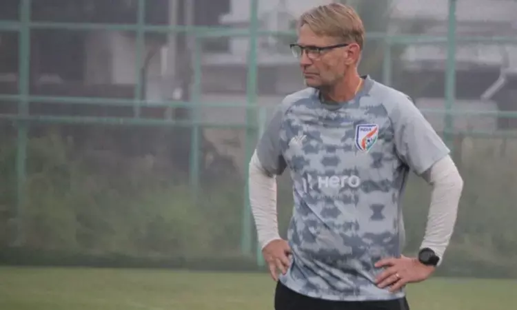 Head coach Thomas Dennerby