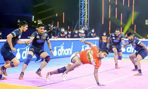 Gujarat Giants vs U Mumba Badminton